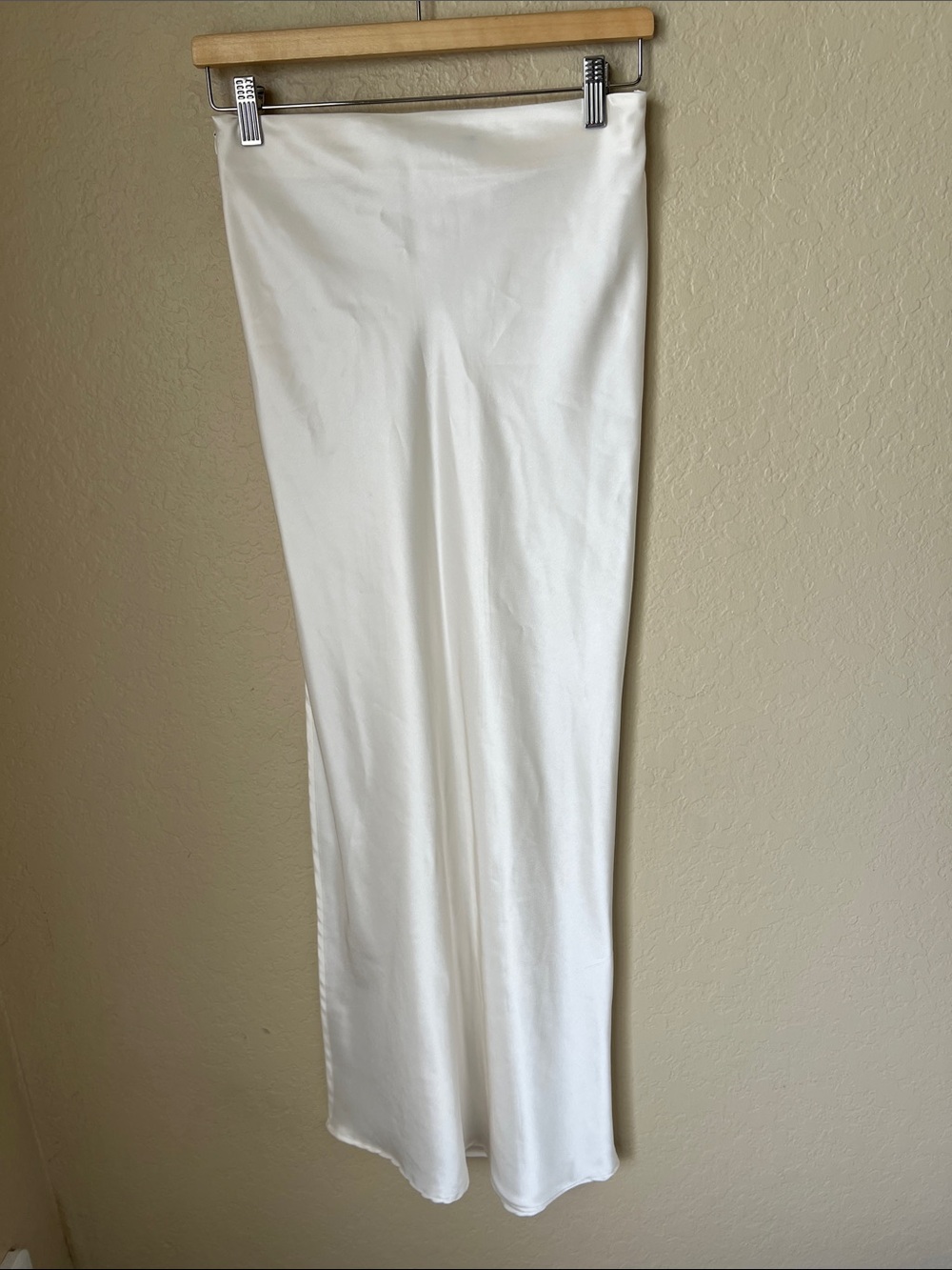 ELEH satin pearl white midi slip skirt - Picture 8 of 9